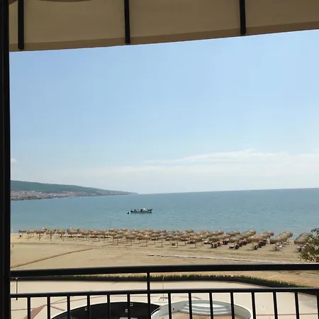 Heaven Lux * Slăntjev Brjag